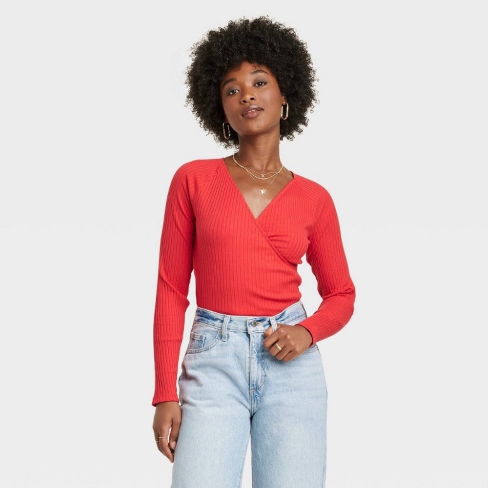 Women’s V-Neck Wrap Shirt Universal Thread - Red - Size Medium